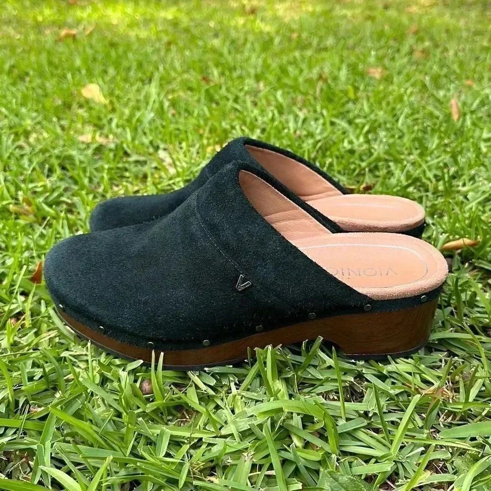 Vionic Kacie Black Suede Clog